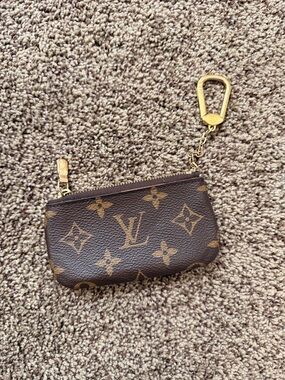 Louis Vuitton Keychain Wallet